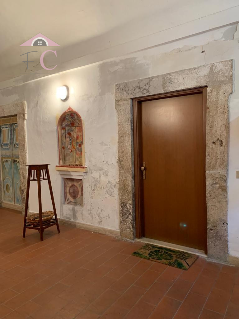 narni centro storico appartamento con affreschi in palazzo storico  4.png